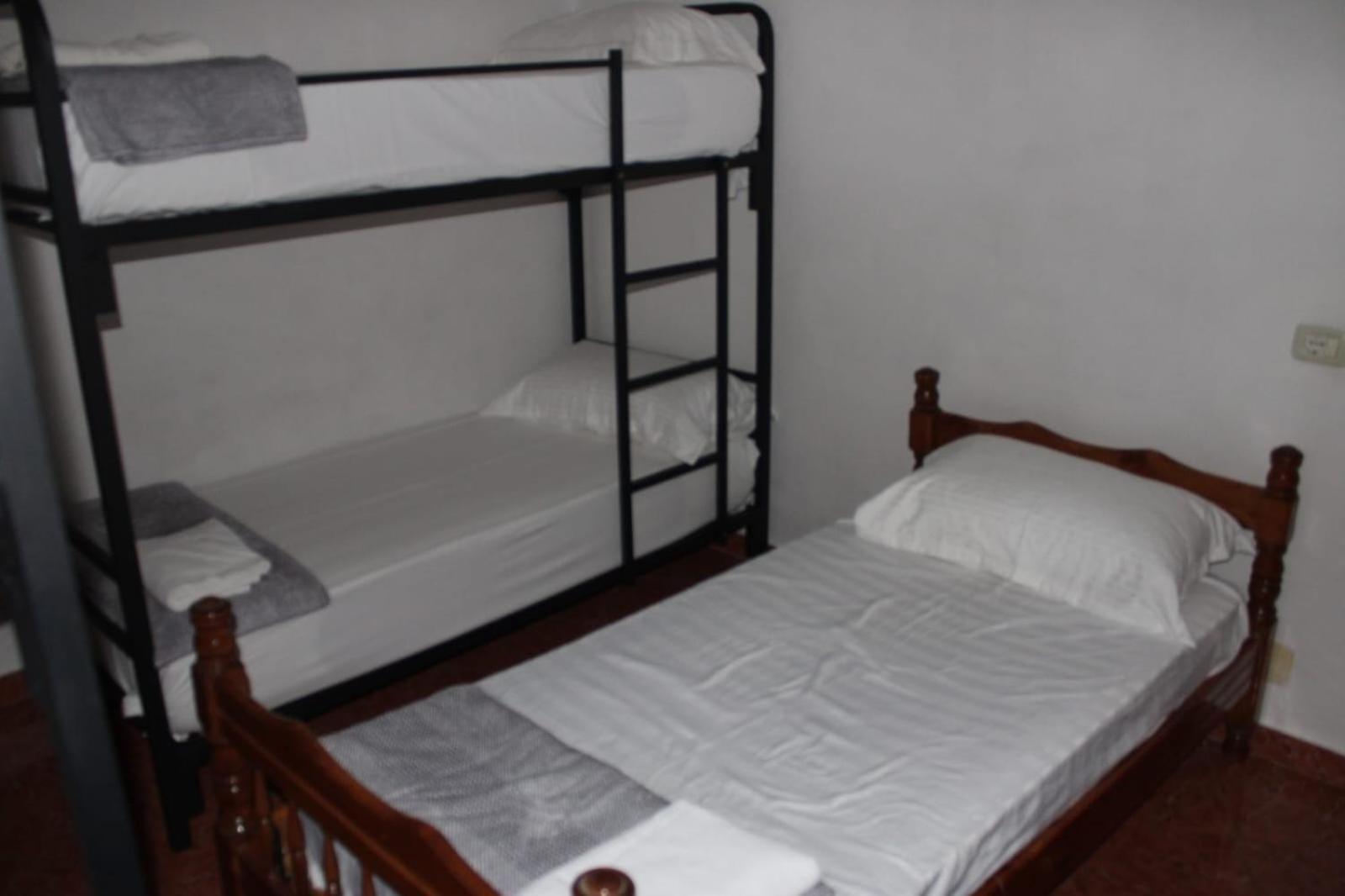Crew Hostel Тирана Екстер'єр фото