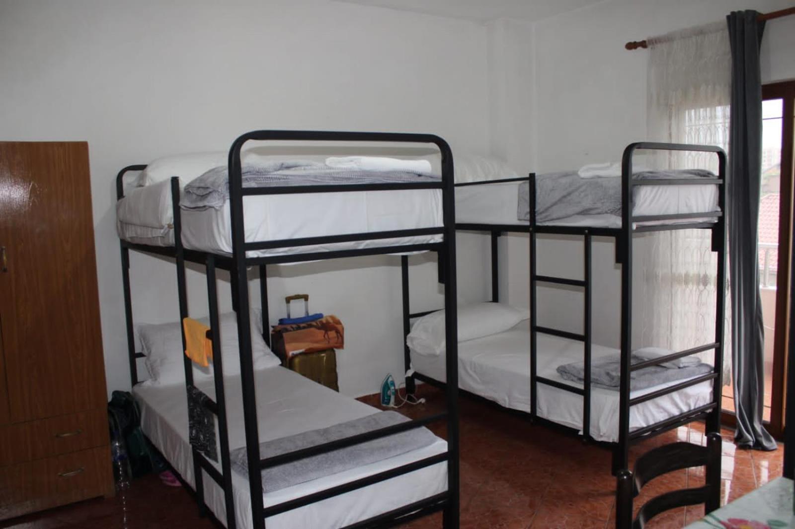 Crew Hostel Тирана Екстер'єр фото